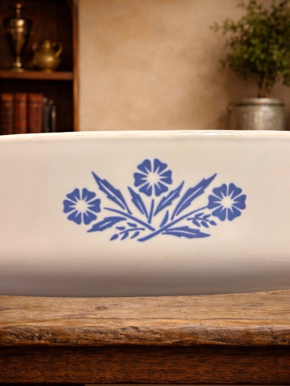 Vintage CorningWare P-9-B 9-Inch Square Casserole Dish with Lid - Excellent Cond - Picture 2 of 4